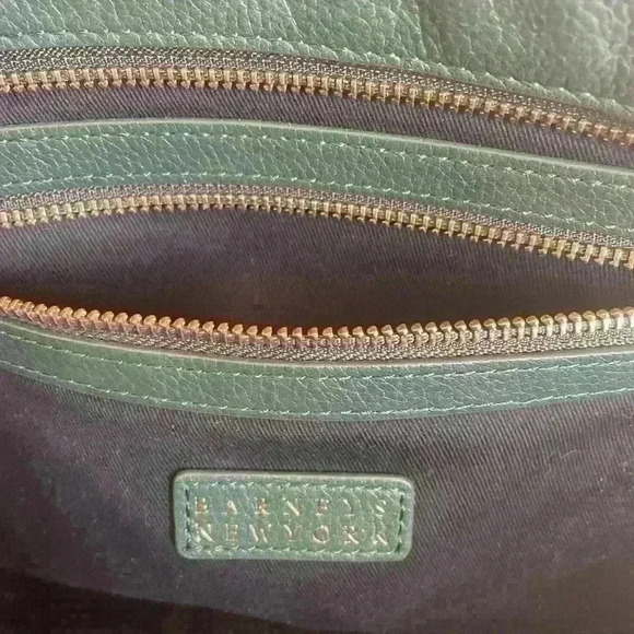 Barneys NY Hunter Green Leather Zip Tote color green - Picture 3 of 9